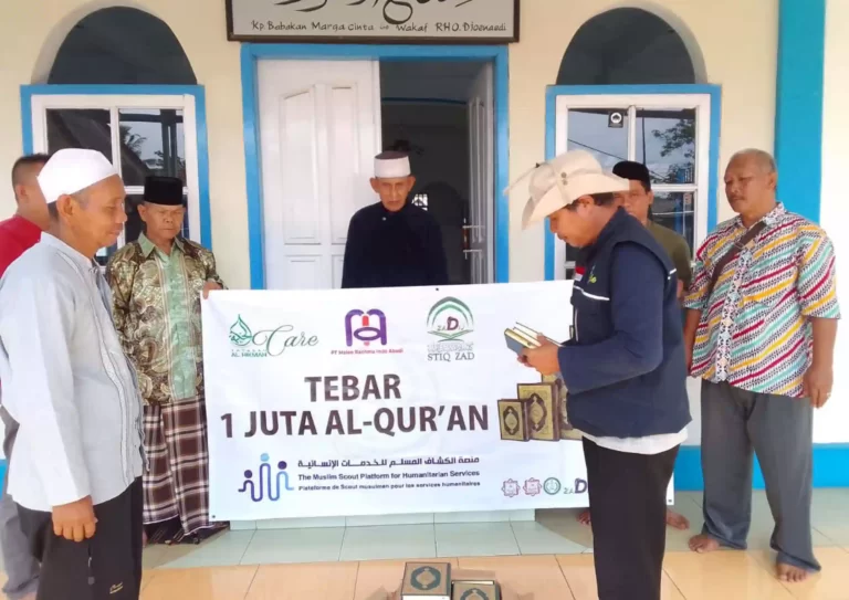 Tebar 1 Juta Al-Quran Cirahong Pasirpanjang Manonjaya Kab. Tasikmalaya