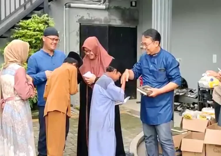 Kegiatan Santunan Anak Yatim Kp. Pasir Maung, Desa CIjayanti, Kec. Babakan Madang, Kab. Bogor