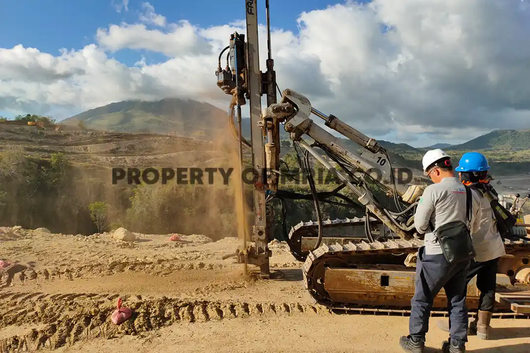 kegiatan drilling di area bendungan mbay/lambo