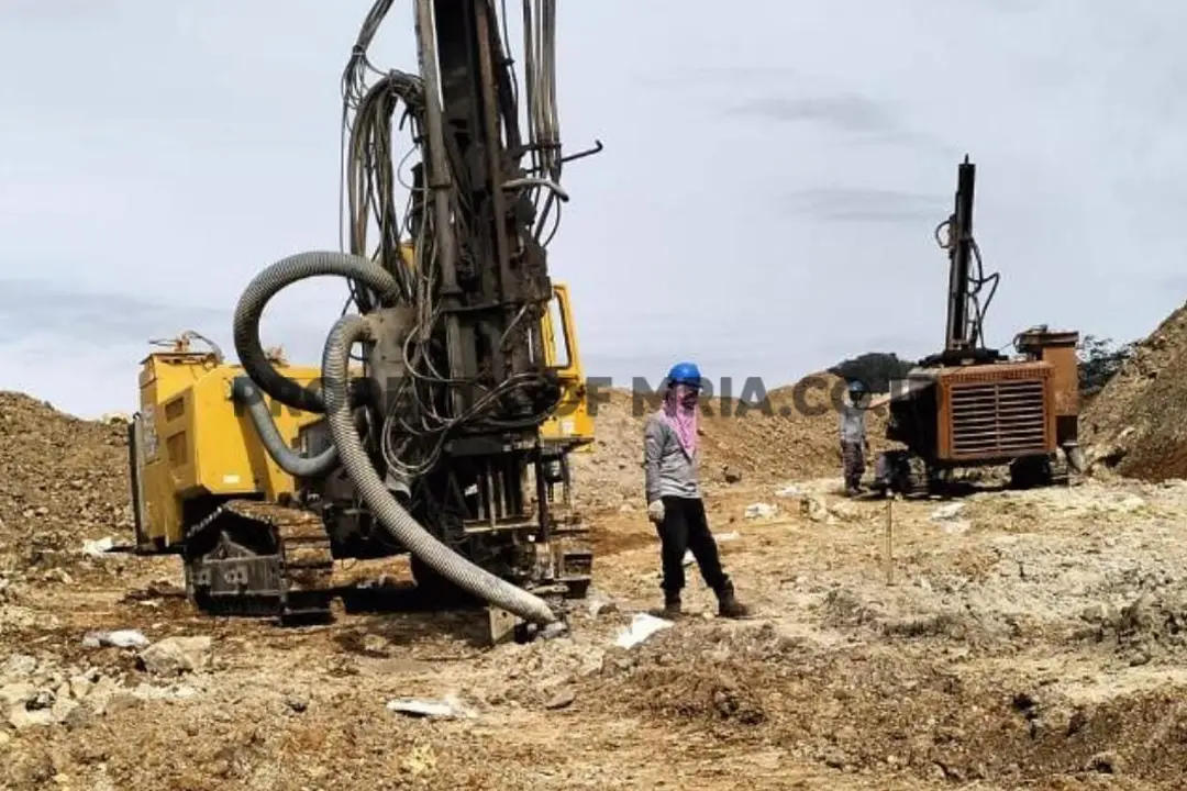 kegiatan drilling site jalan lintas selatan lot 1B