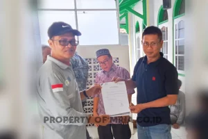 Serah Terima Sumur Bor dari PT MRIA untuk Masjid Jami Baiturrohmah Cikeas Bogor